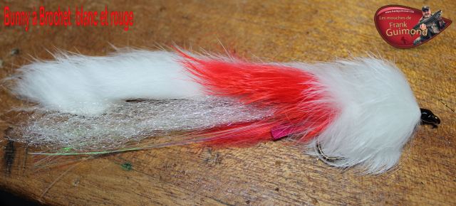 bunny à brochet rouge et blanc